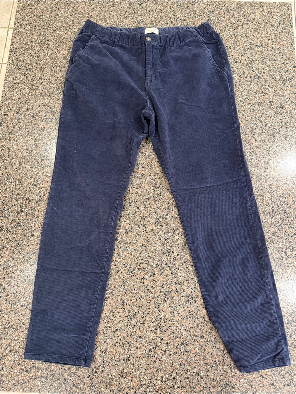 Marine Layer Saturday Chino pants - Navy Moleskine